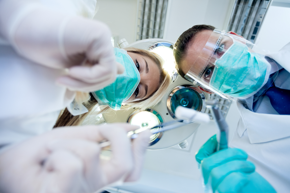 Удаление зубов в Одессе - стоматологическая хирургия
